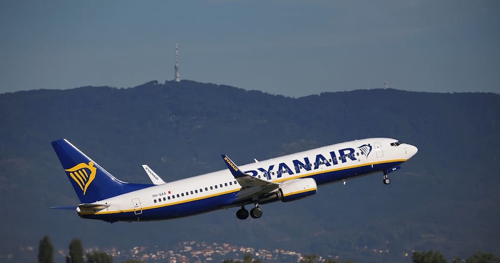 Розпродаж Ryanair: дешеві авіаквитки у теплі країни з Європи восени 2025