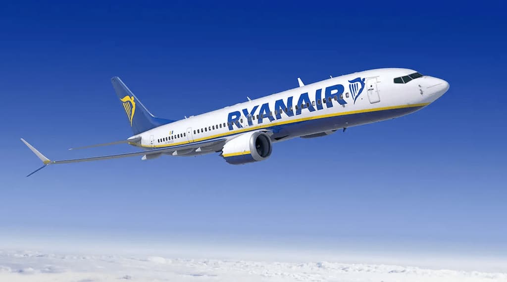 Ryanair запускає розпродаж авіаквитків від €14: дешеві подорожі восени 2025