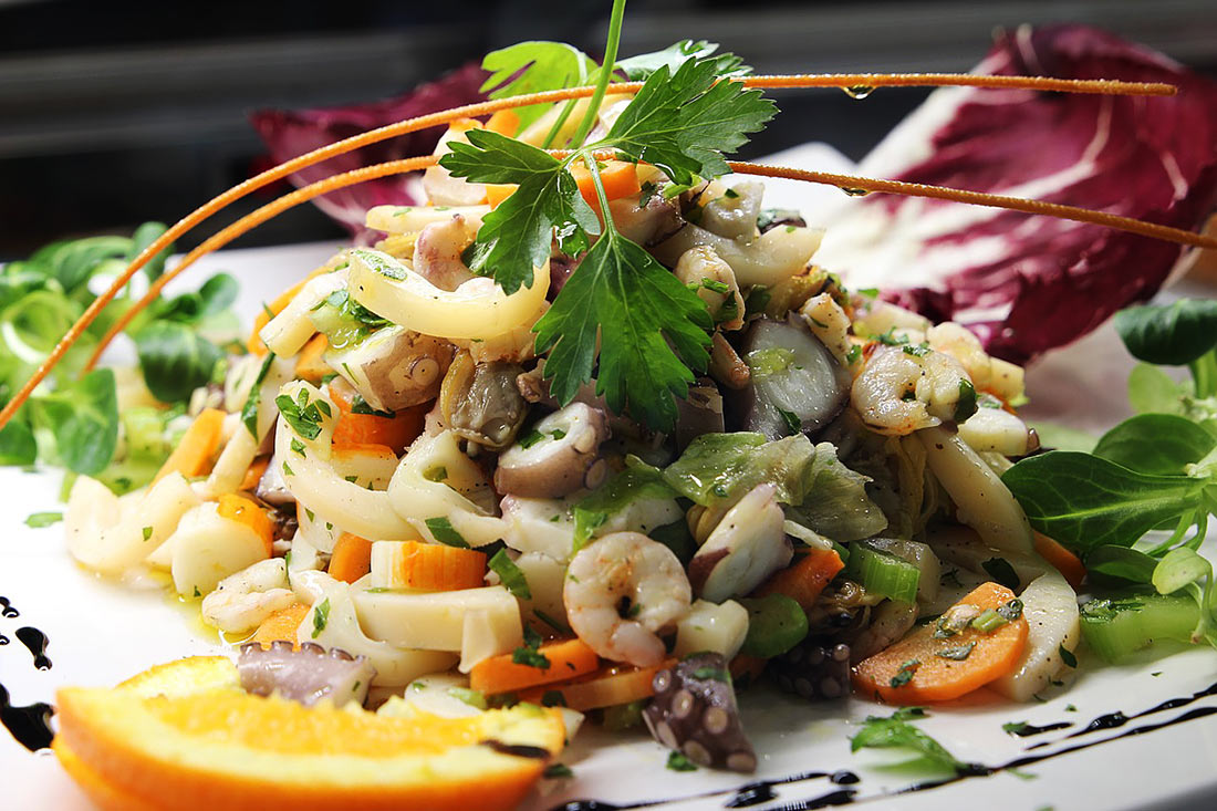 Insalata di mare (Салат из морепродуктов)